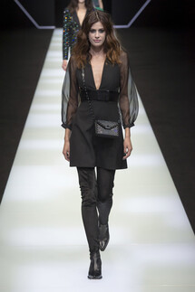 Emporio Armani Fall 2018 Ready-to-Wear , Emporio Armani осень зима 2018 , Fashion show , неделя моды в Милане , MFW , Mainstyles